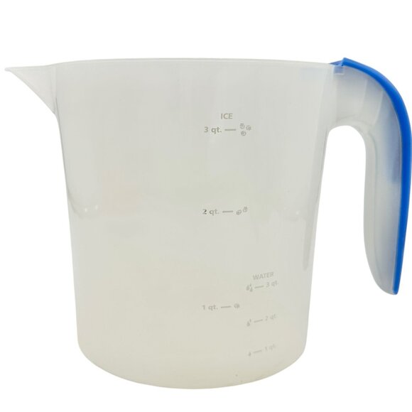 3 Qt Plastic Pitcher With Blue Handle and 3 Star-Shaped Ice Cube Trays Red White - Picture 2 of 9